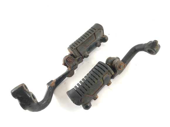 Honda CJ 360 T [1980]  - ホルダーが左右にドライバーのフットレスト