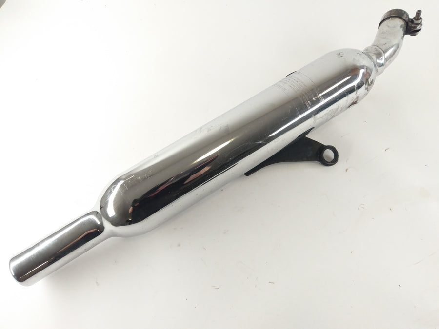 Triumph Bonneville 800 T100 [2004]  - 左边的排气消声器没有安倍