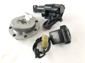 Honda CBR 1000 RR SC57 [2006] - Palace Set Tank Lock Ignition Lock - 0