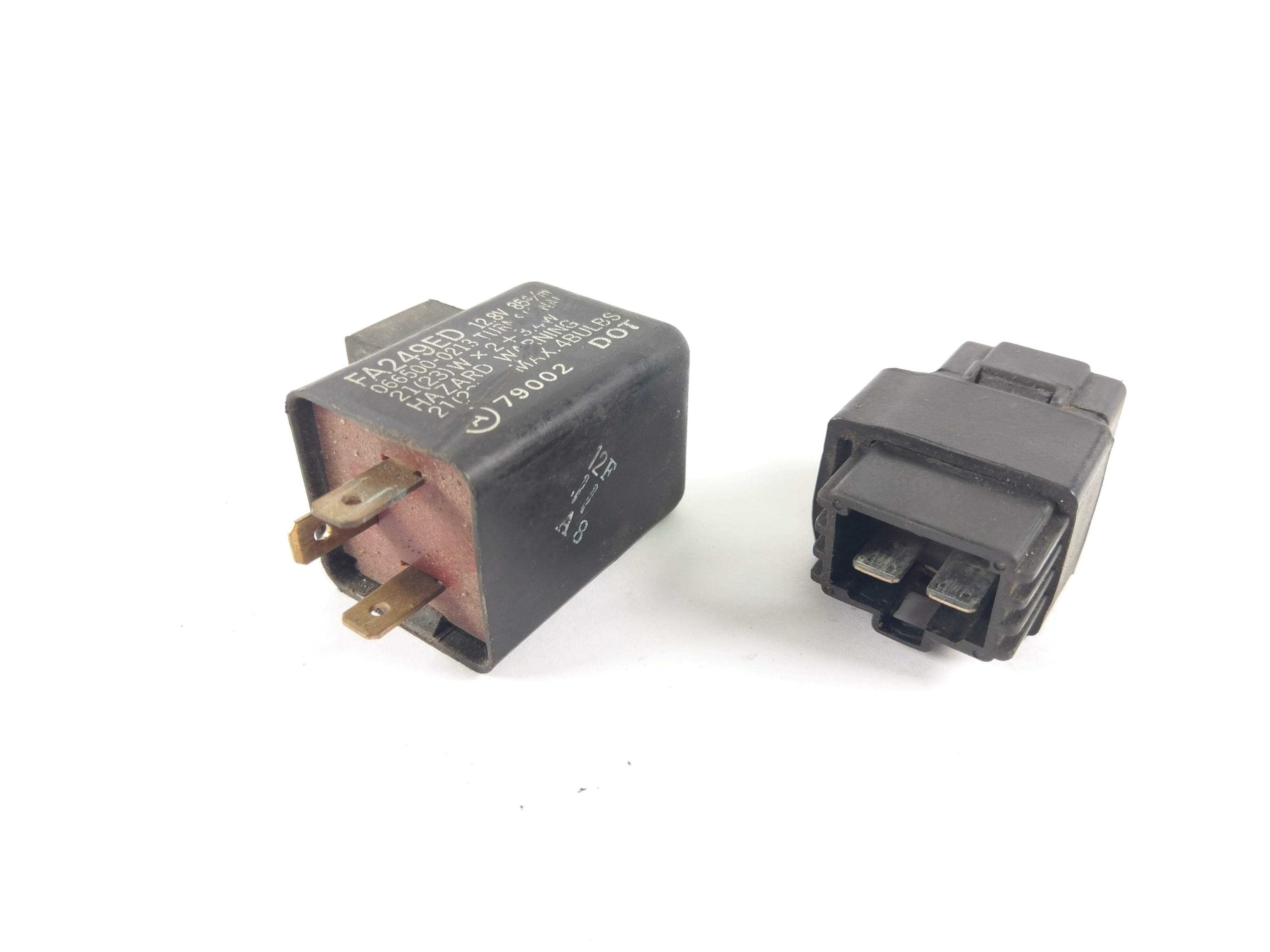 Suzuki RG 250 Gamma GJ21D - relay