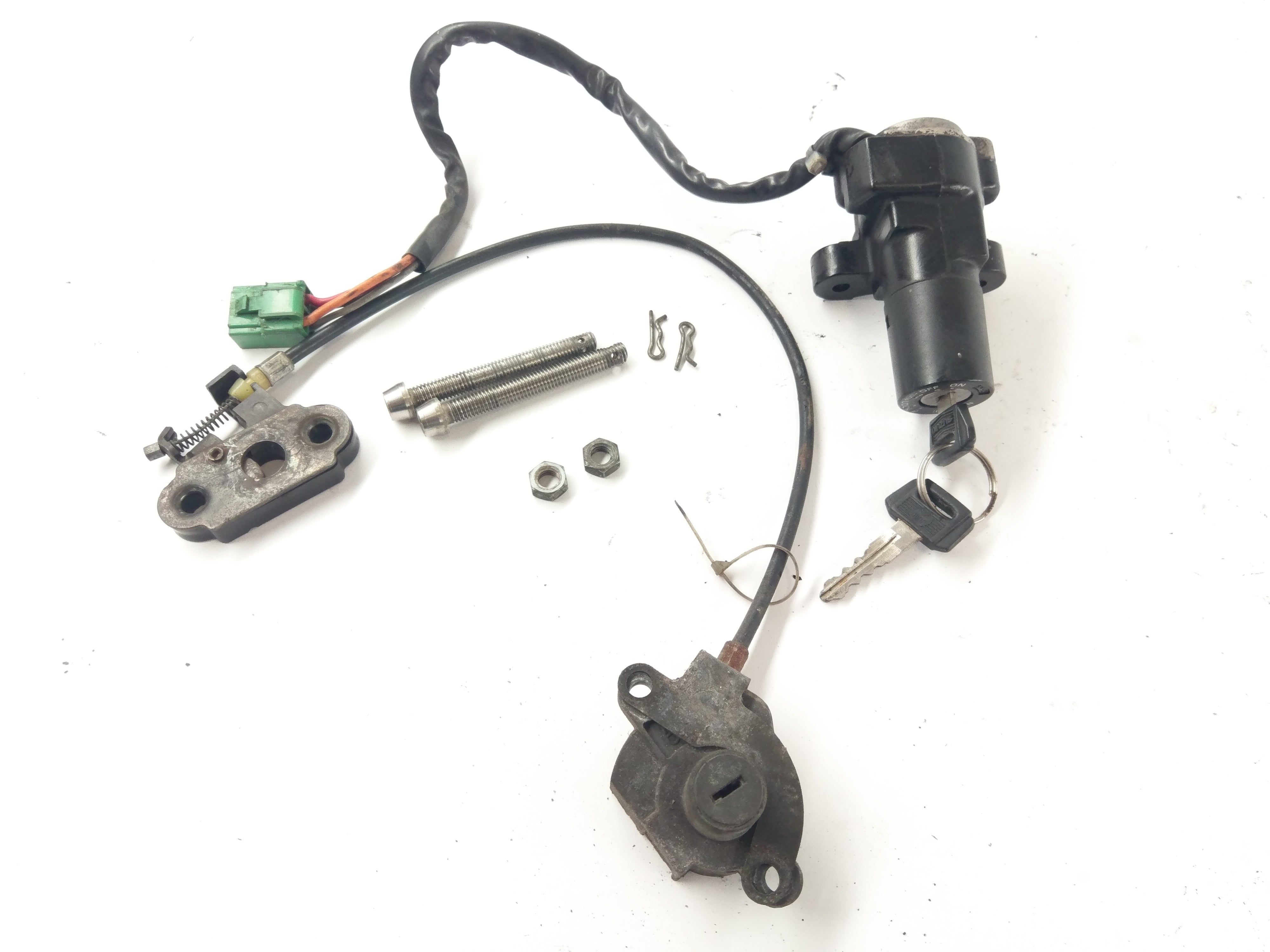 Suzuki GSXR 1100 GV73A [1992] - Castillo Set Locksmith - 0