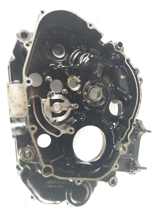 SUZUKI DR 650 SP42B - Silniki po prawej z filtrem bagiennym i wałkiem balansowym