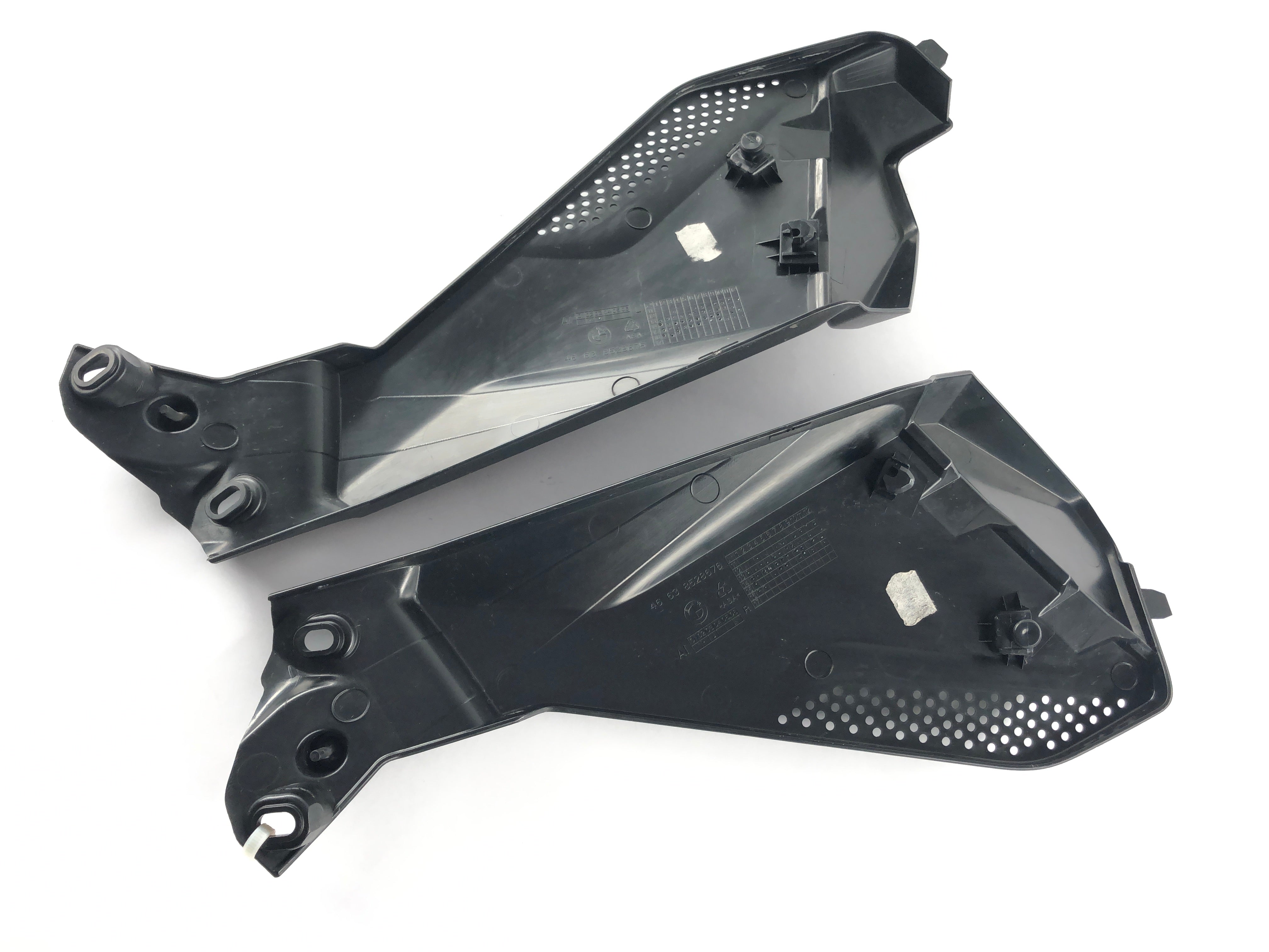 BMW R 1200 GS LC [2016] - Front fairing tank cover left and right