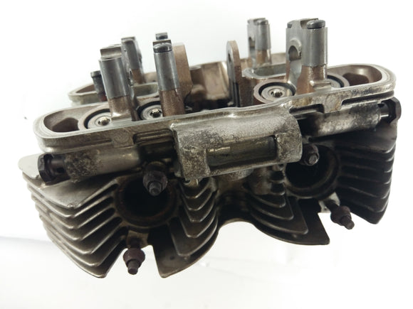 Triumph Bonneville 800 T100 [2004] - Hlava válce