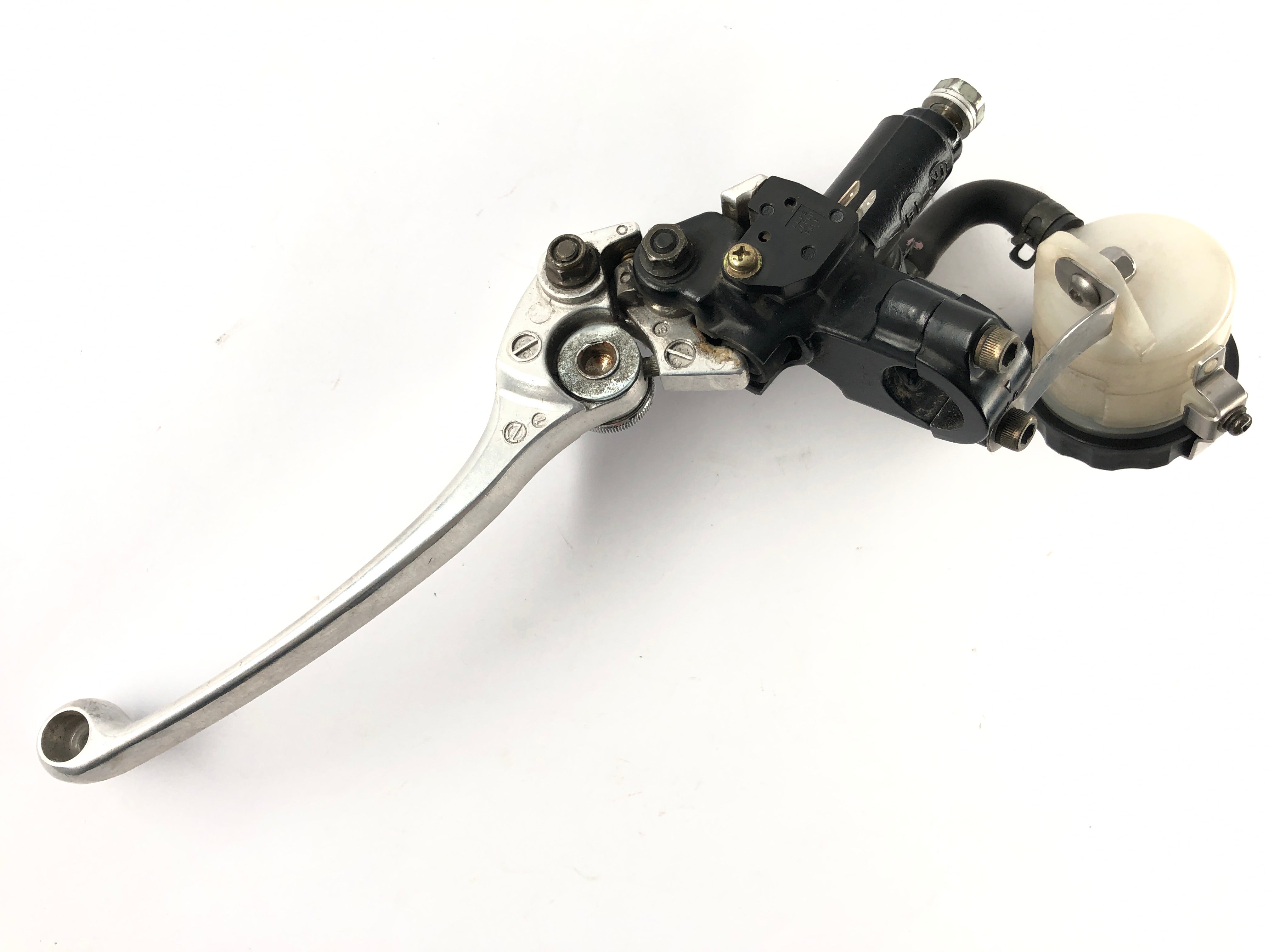 Triumph Daytona 955i T595N [2001] - Handbrake pump brake pump front