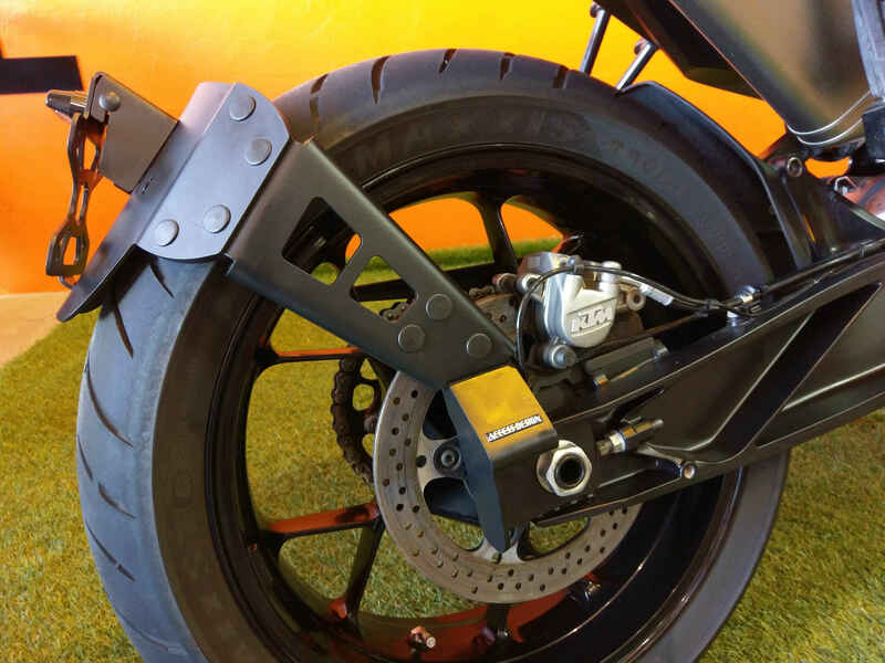 Ktm Duke 890 [ACCESS DESIGN] - Kennzeichenhalter auf Radhöhe schwarz KTM Duke 790/890