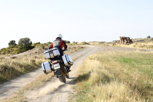 Honda Forza 750 [SHAD] - Kufer centralny TR48 Terra 10kg 48L