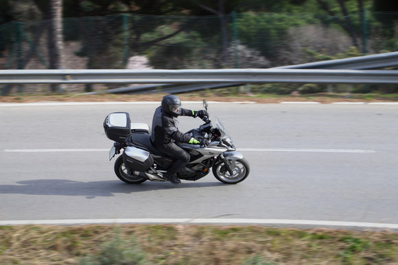 Kymco Ak 550 [SHAD] - боковой кофр SH23 алюминий 5 кг 23 л