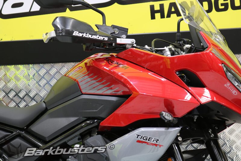 Triumph Tiger 660 [BARKBUSTERS] - Kit bulloneria attacco a due punti - TRIUMPH Tiger 660 Sport