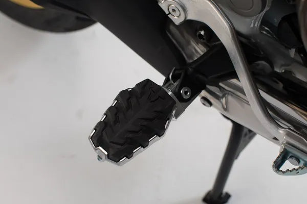 BMW R 1150 GS [2002-2005] - Kit poggiapiedi EVO – immagine 1