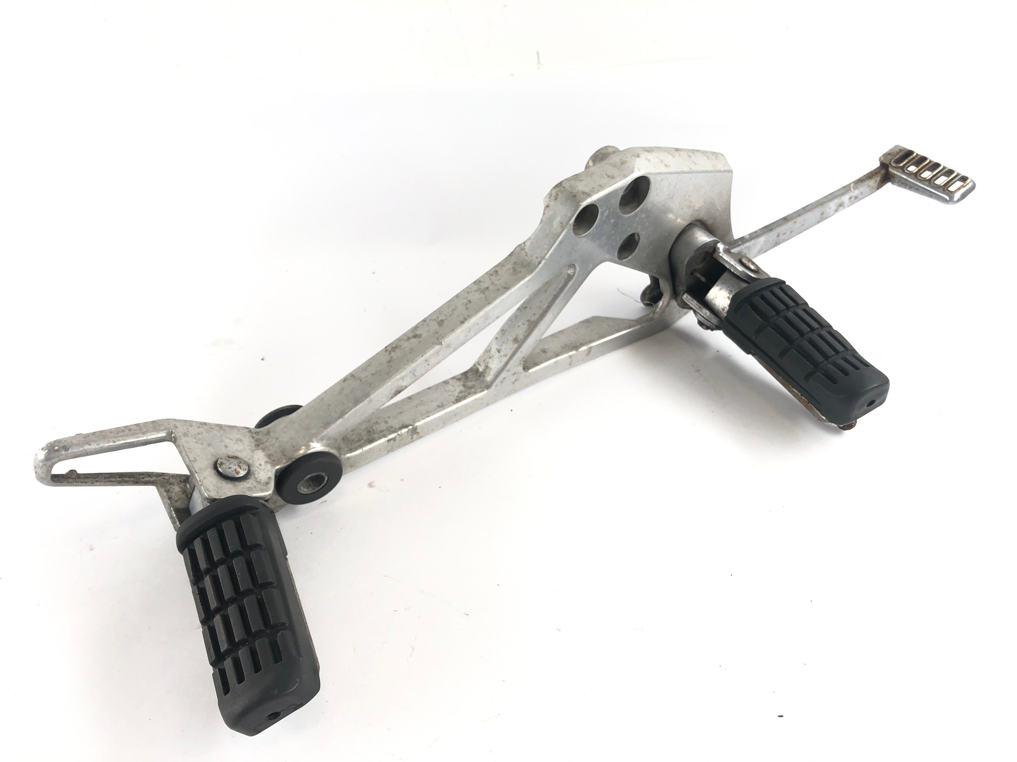 Honda VF 1000 F SC15 [1986] - Right footrest with brake pedal