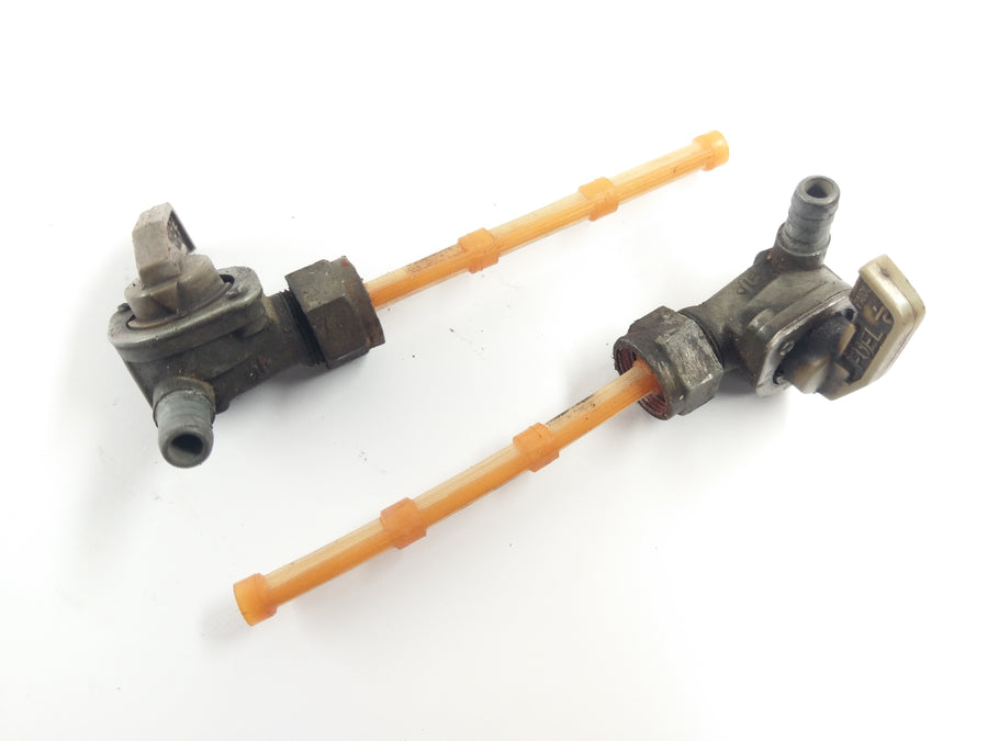 Ducati Pantah 500 SL [1982] - Benzinhahn Set Benzinhähne