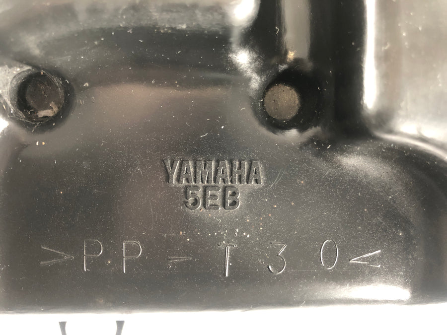Yamaha YZF R6 RJ03 [2000] - Gaisa filtra kastes gaisa kaste