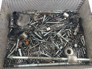 Honda VFR 800 Fi RC46-グリッドバスケットのない小さな部品とネジ - 0