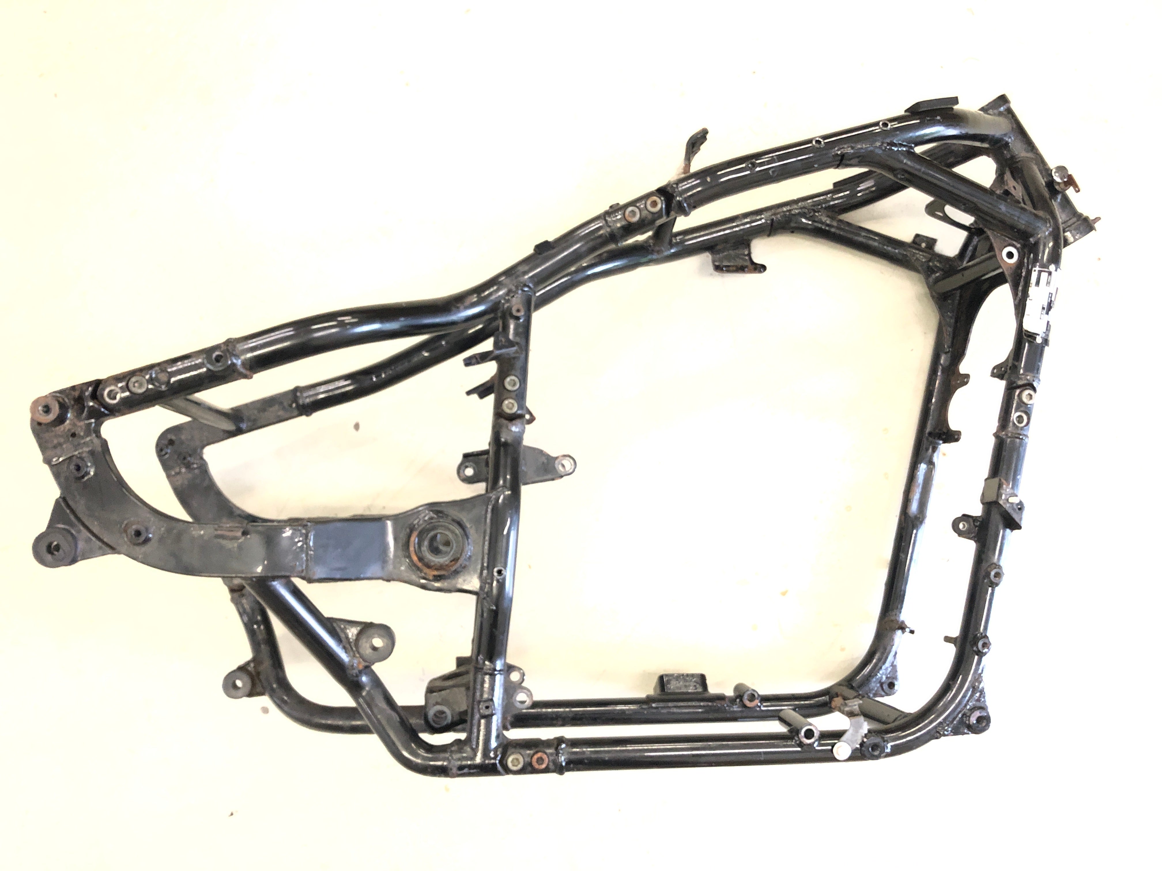 Suzuki Intruder VL 1500 AL [2000] - Frame with papers