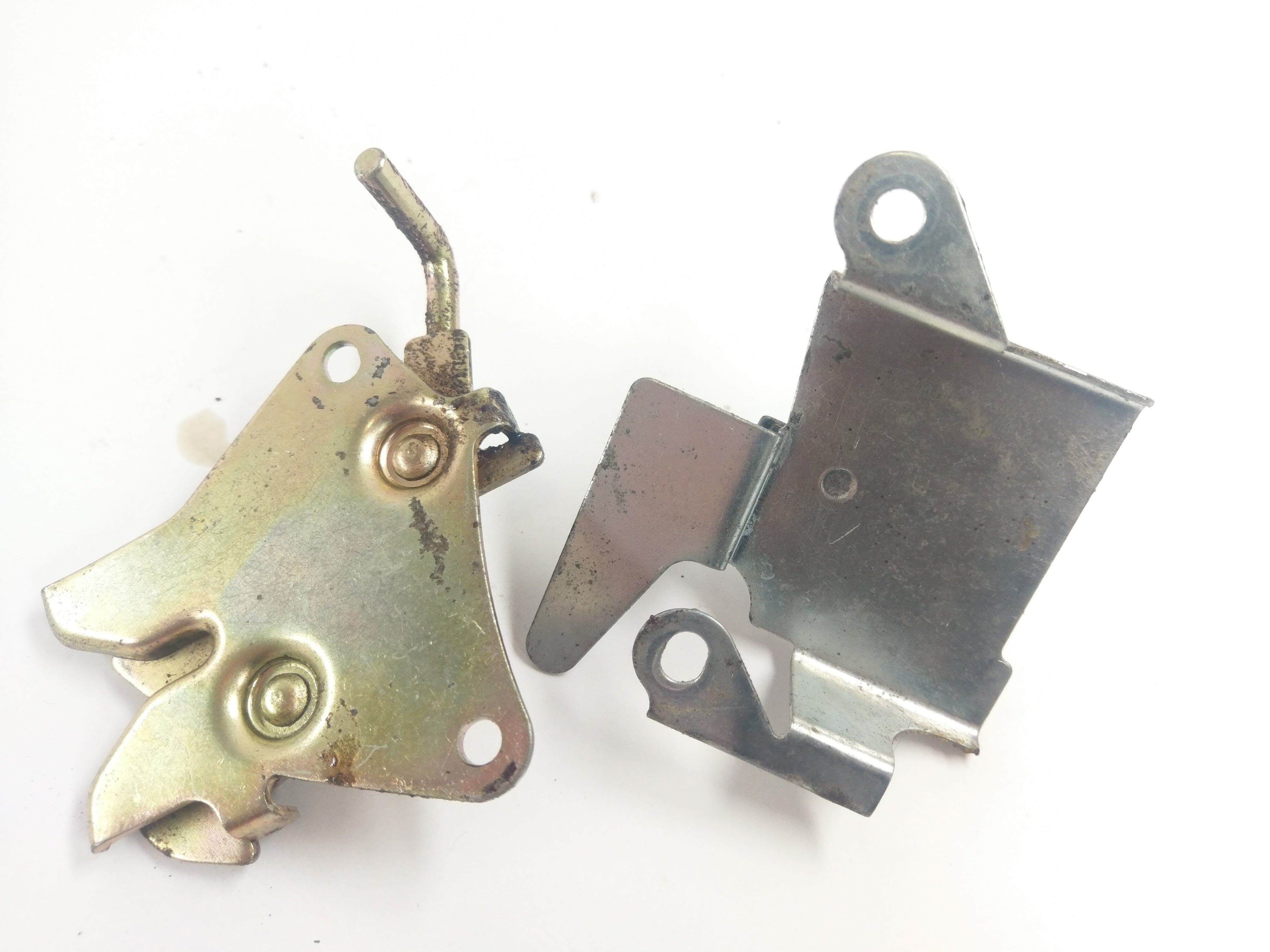 Honda CBR 125 JC34 [2006] - Seat lock - 0