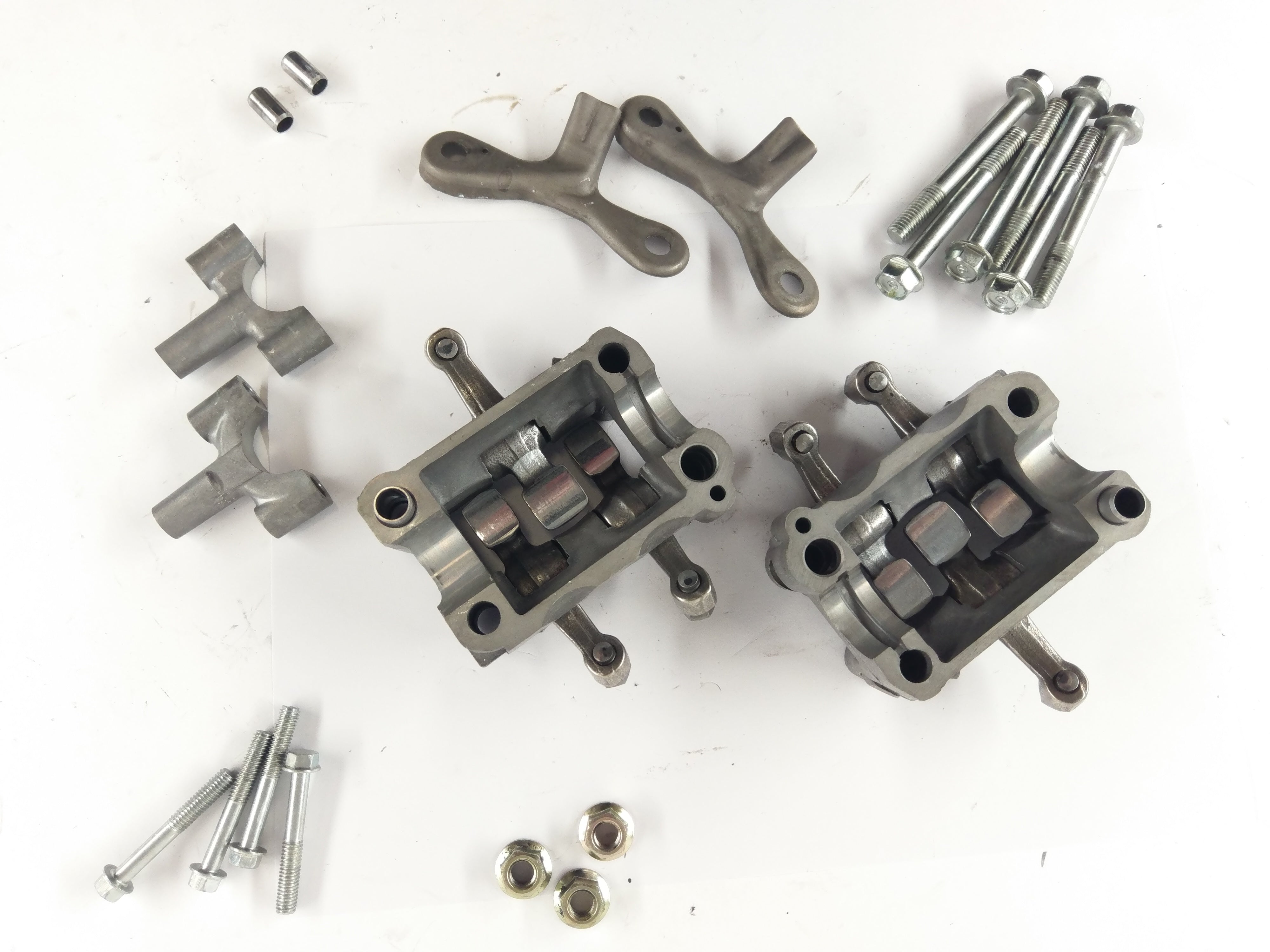 Honda Africa Twin XRV 650 RD03 [1989] - Camshaft brackets with rocker arm set