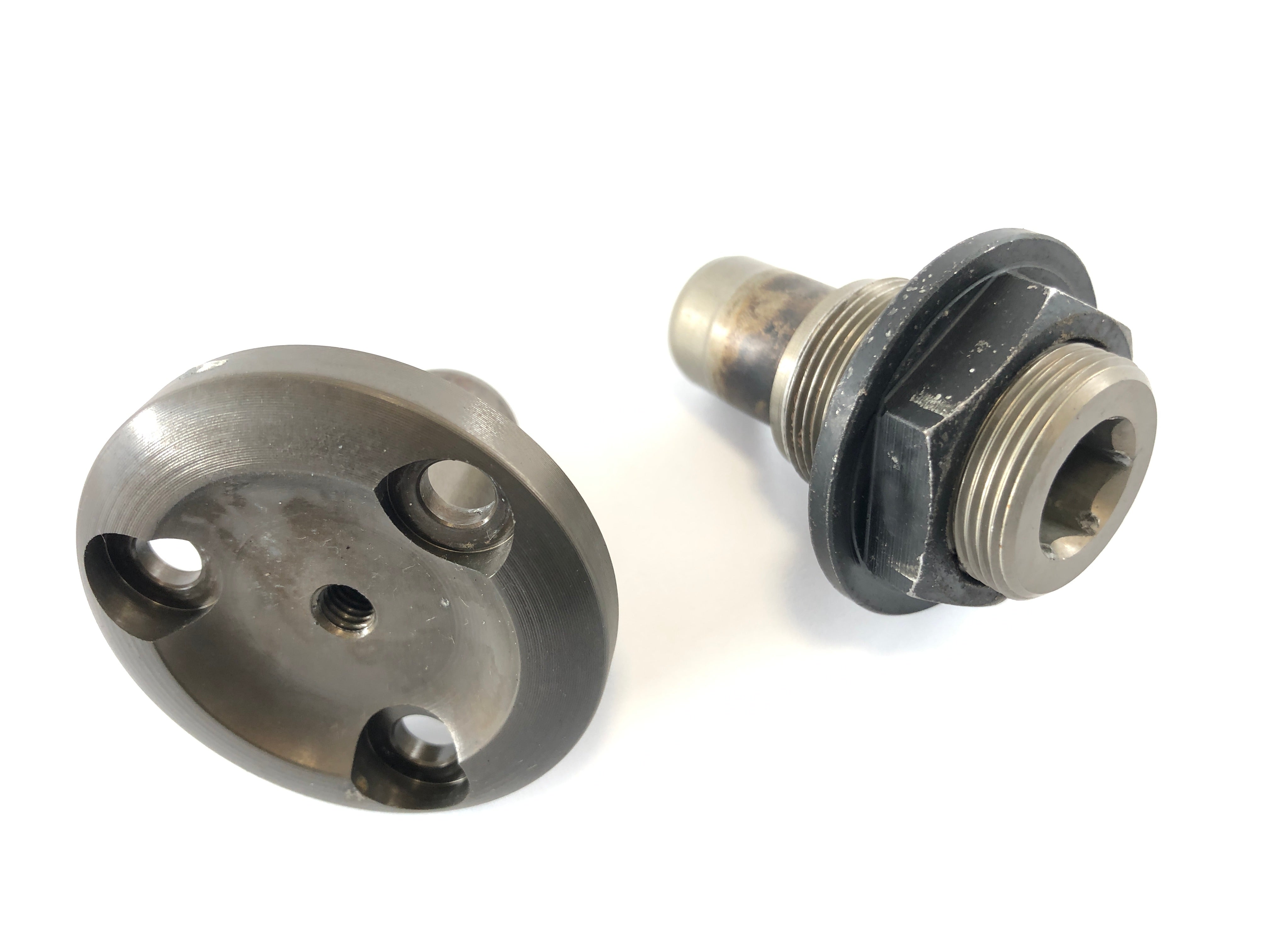 BMW R 1200 RT [2006] - Swingarm bolt set pair