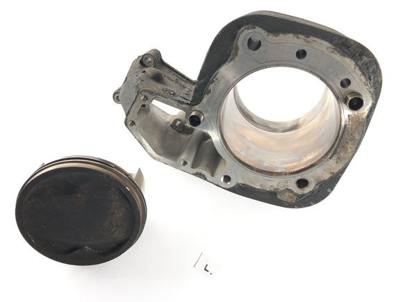 BMW R 1200 C 259C [1998] - Cilinder met zuigers aan de linkerkant