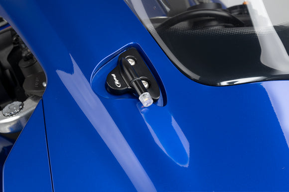 YAMAHA YZF-R1M [2025] – Tapas de espejo retrovisor con juego de indicadores de pestañas – Negro