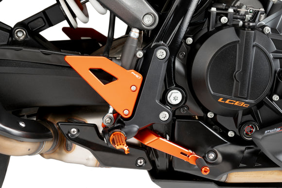 KTM 990 DUKE R [2025] – ヒールプレート – ブラック