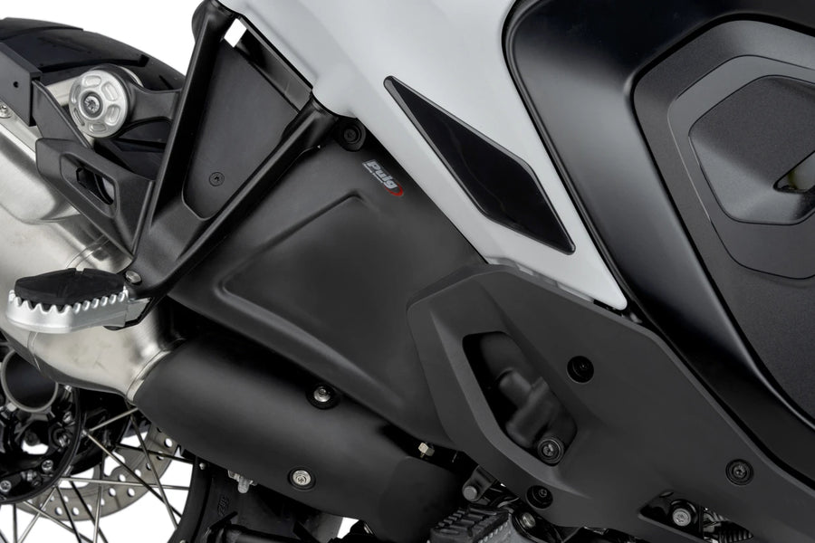 BMW R 1300 GS TROPHY [2025] – Seitenverkleidung unten – Carbon look