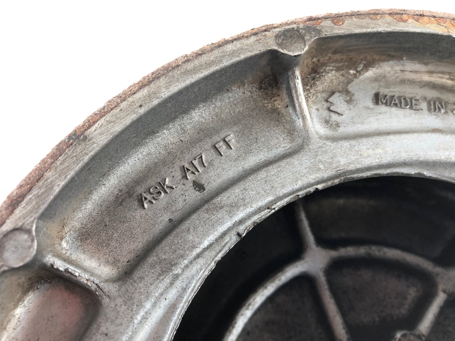 Suzuki T 500 [GT 500] - Brake anchor plate brake drum
