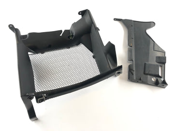 Банка на Spyder SM5 [2009] - оболочка охладителя слева - 0