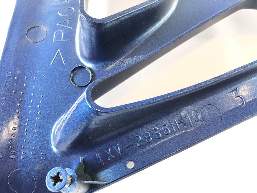 Yamaha YZF R1 RN04 [2000] - Esikaitse-kattekolmnurk