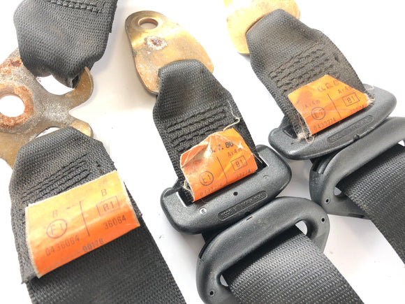 BMW M 535i E28 [1986] - Sikkerhedsseler bagpå sættet