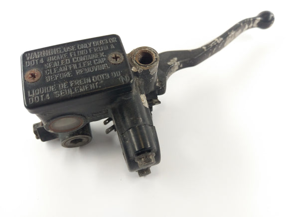 Honda XR 125 L JD19 [2005] - pompa hamulca przy pompie hamulcowej przedniej ręki