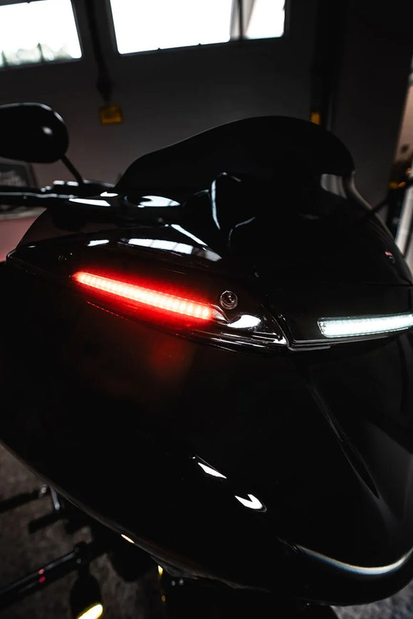 harley-davidson road glide st [CUSTOM DYNAMICS] - Genesis® 4 Dynamic LED Road Glide® voorruitstrip