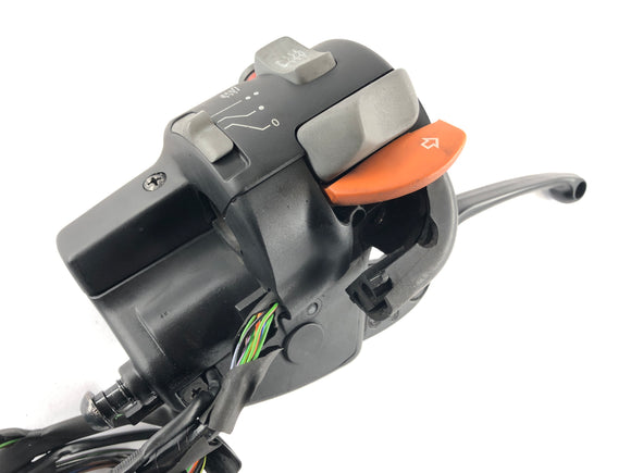 BMW K 1200 GT [2003] - Фетки на руле справа с тормозным рычагом насоса тормоза