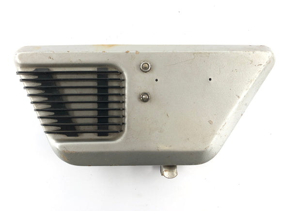 Moto Guzzi 850 -T3 VD [1979]  - 左側のサイドカバーサイドクラッディング