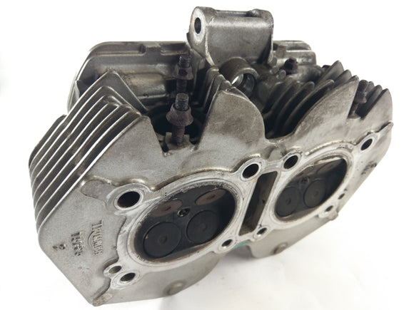 Triumph Bonneville 800 T100 [2004] - Hlava válce