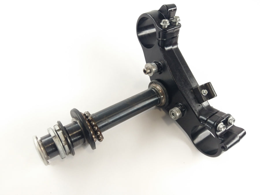 Aprilia Rst 1000 Futura [2004] - Fork Bridge hieronder