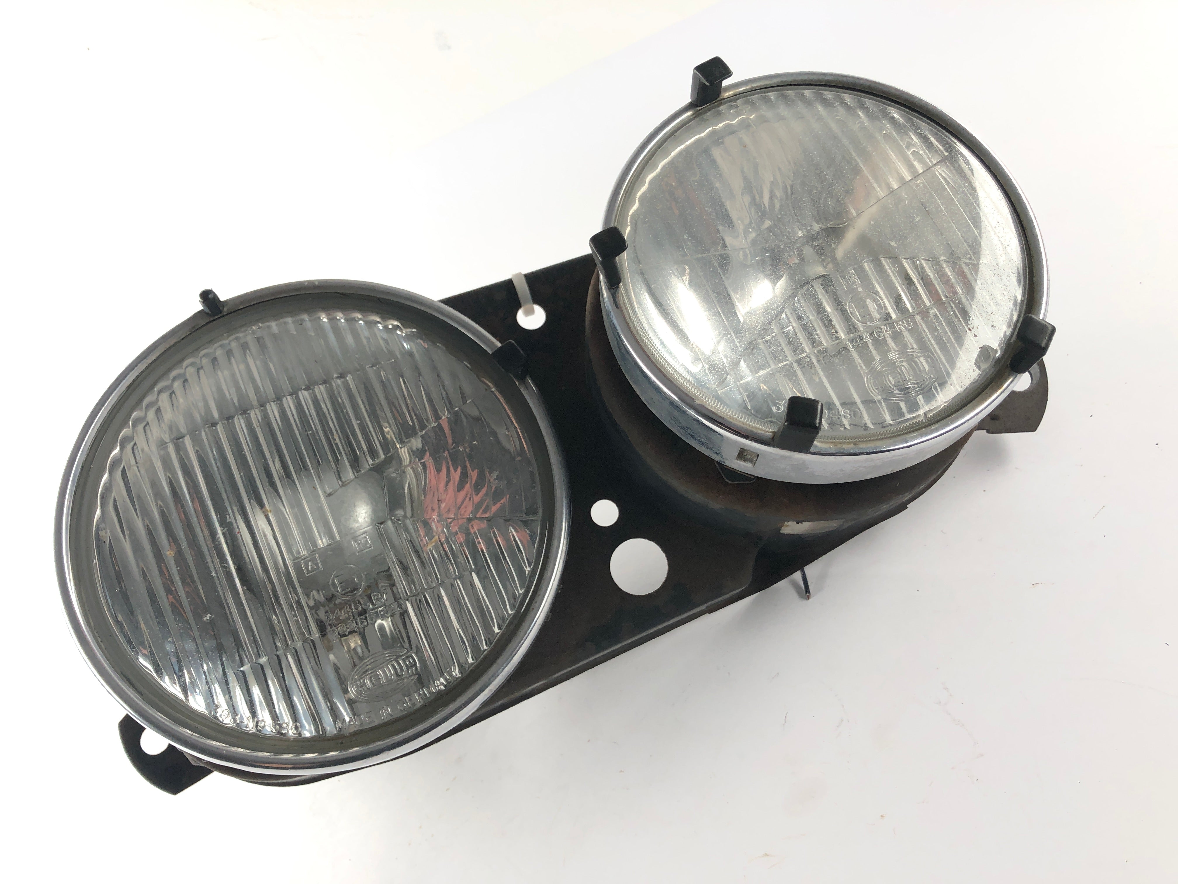 BMW M 535i E28 [1986] - Headlight right windshield wiper