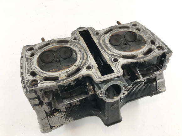 ヤマハv -max 1200 2en [1997]  - 前のシリンダーヘッド