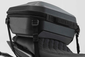 ducati monster 821 [SW-MOTECH] – Variante de cinta tensora de top case Urban ABS com inserção de piso - 0