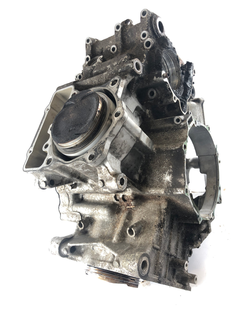 Honda Varadero XL 1000 SD02 [2002] - корпус двигателя