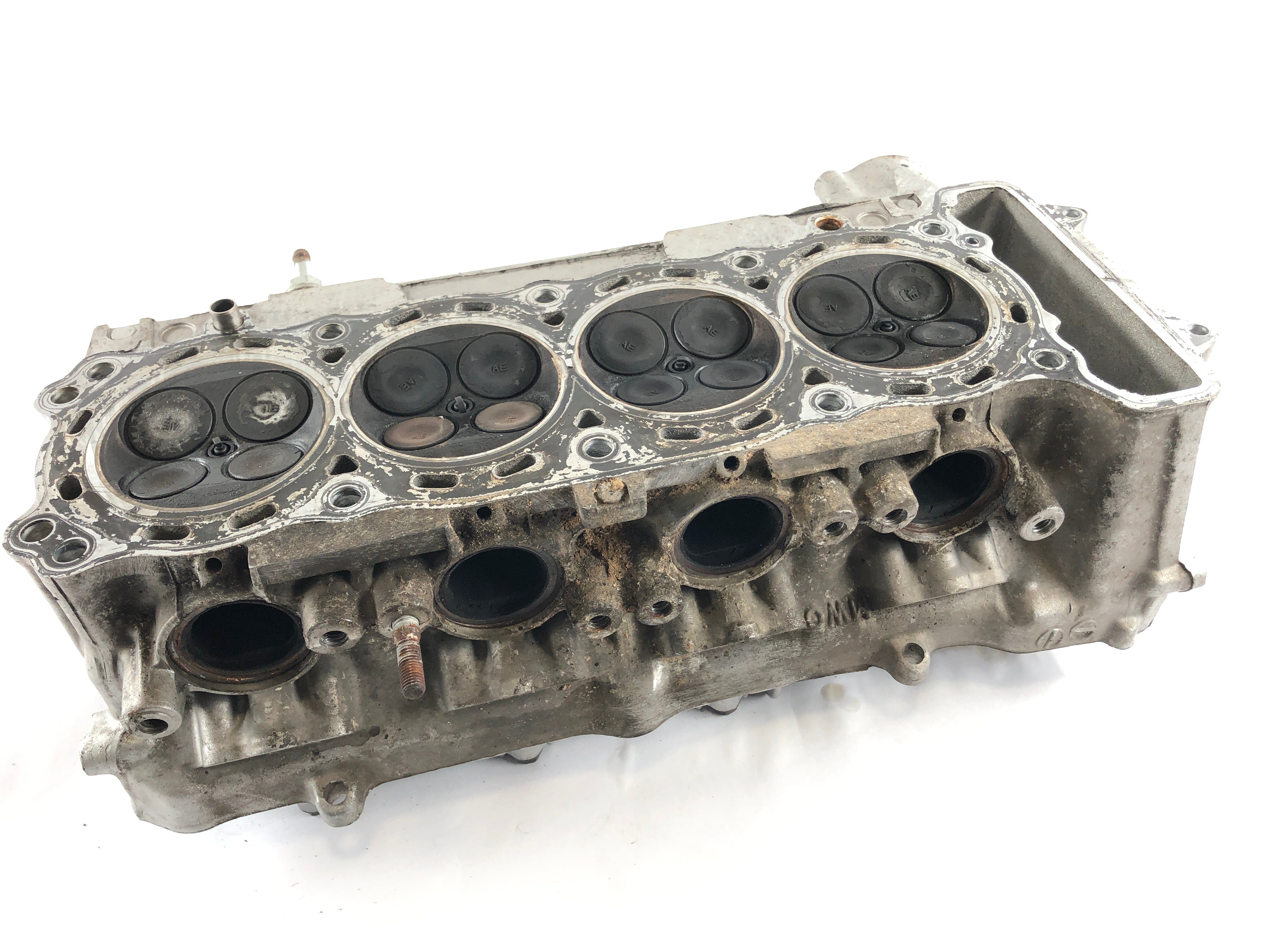 Honda CBR 900 RR SC28 [1995] - Cylinder head