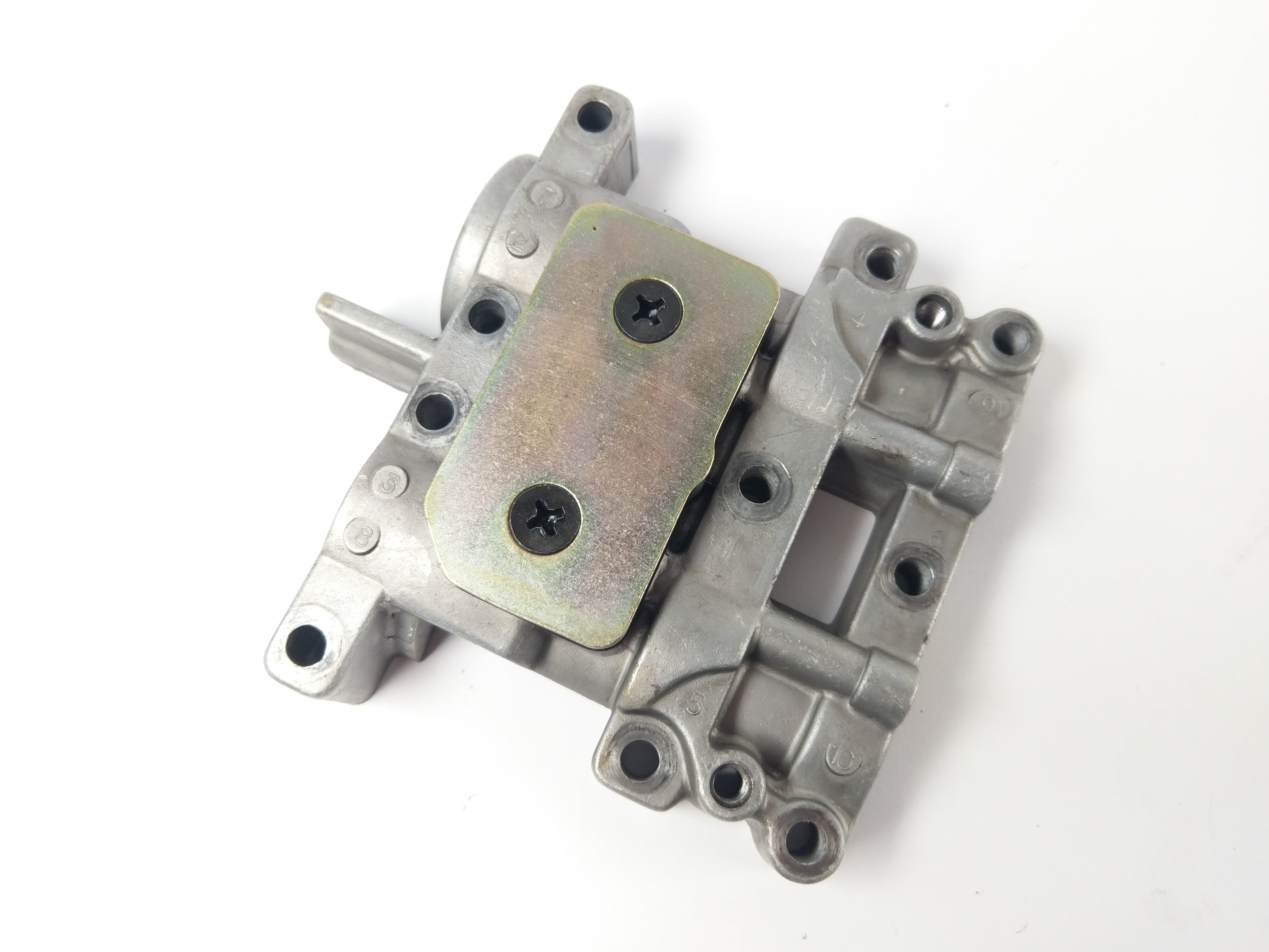 Kawasaki VN 750 [1994] - Camshaft support bearing block