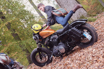 Yamaha XV 950 [2013-2020] - výřez kanystr.