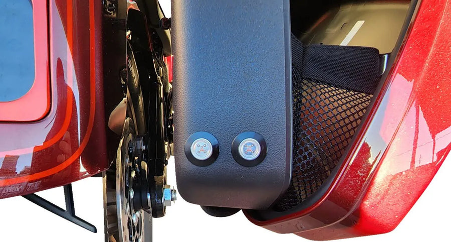 harley davidson fxdrs 114 [PAUL YAFFE BAGGER NATION] – Tasbouten achterlichtset met bliksemschichten