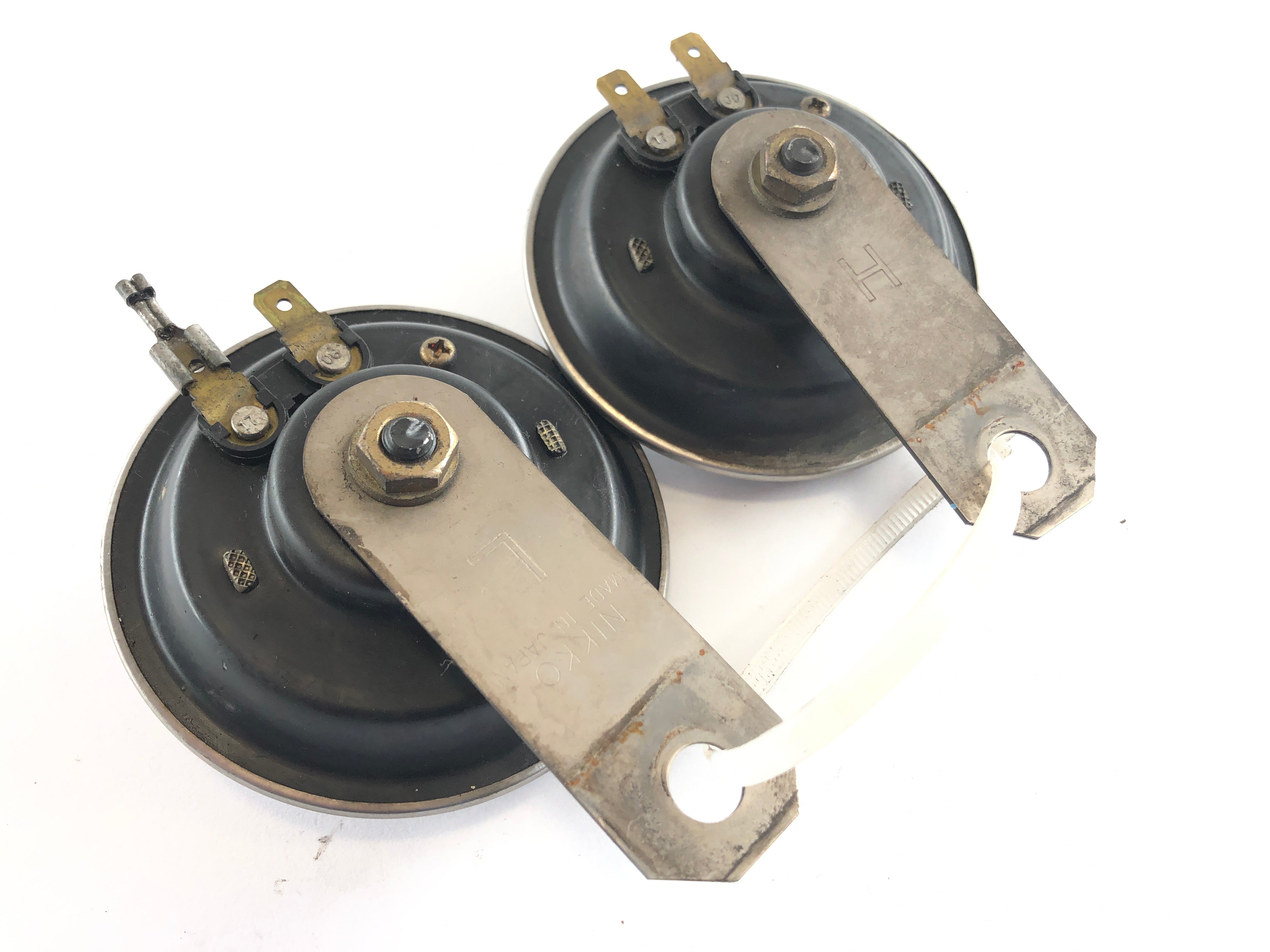 Moto Guzzi V11 [2001] - horn set pair