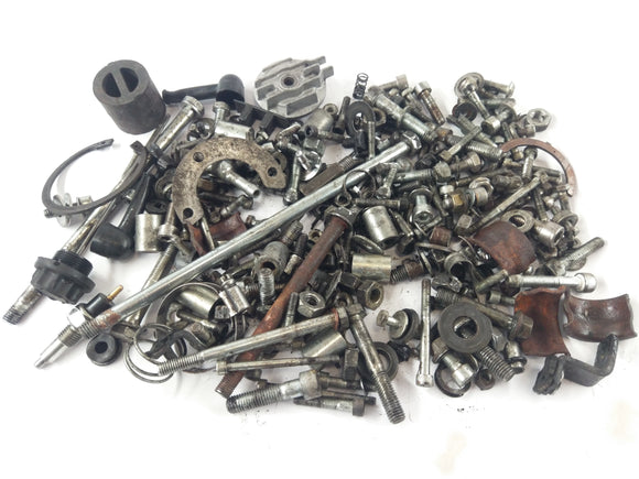 Moto Guzzi Nevada 750 Lk [2001] - оставшиеся детали и винты являются пучком