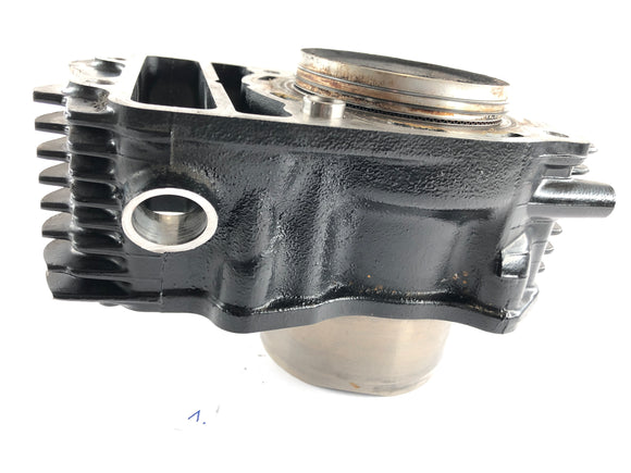 Kawasaki VN 900 Classic [2010] - Cylinder med stempler