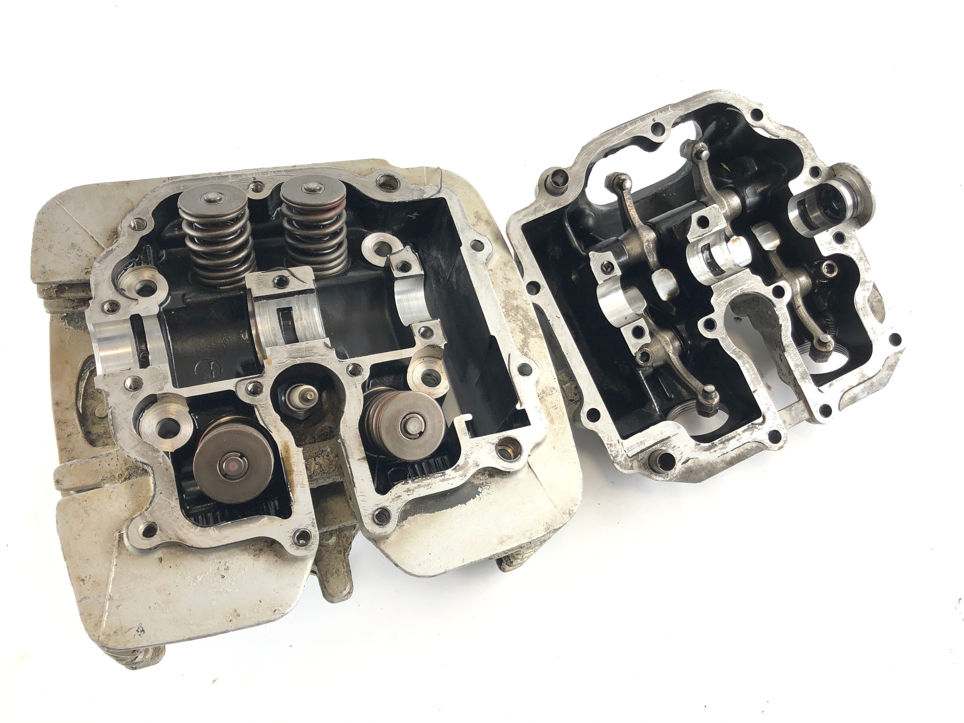 Yamaha TT 600 59X [1990] - Cylinder head