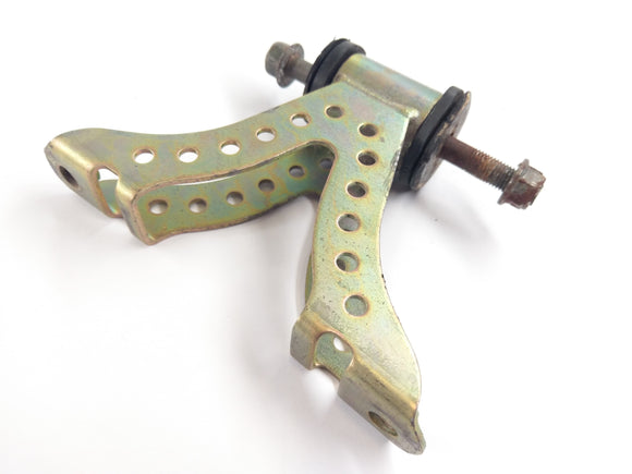 Yamaha Kodiak 400 5Y4 [2004] - Motorfästet ovanför ovan