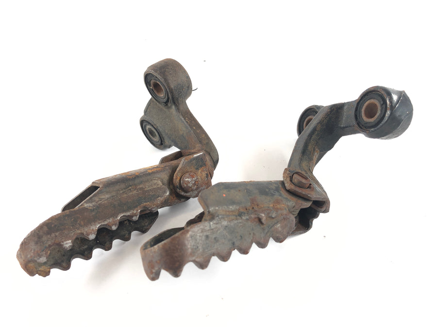 Suzuki DR 650 SP44B [1994] - Førstøtter for sjåføren til høyre og venstre